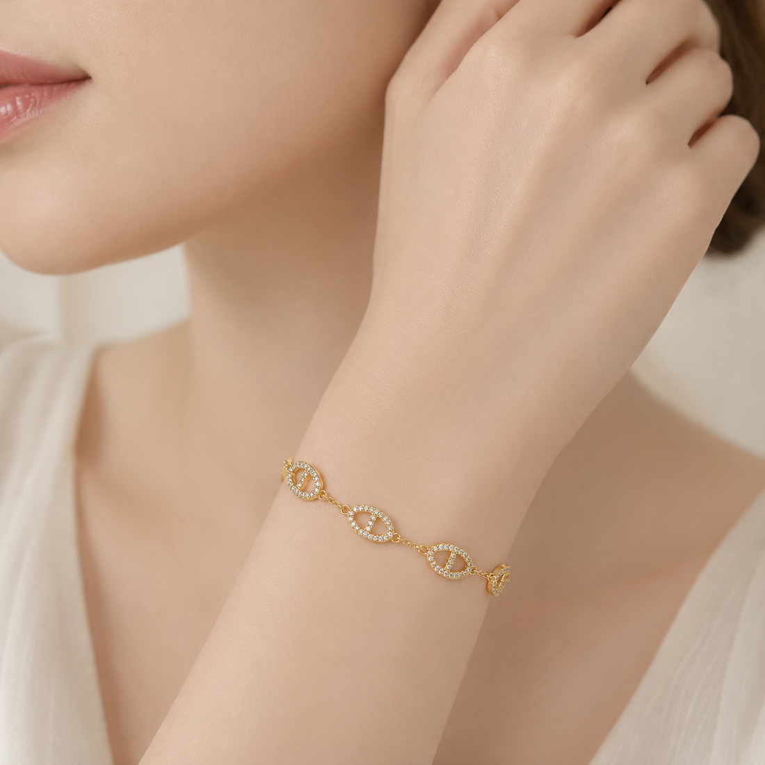 Pig Nose Gold-Tone Color