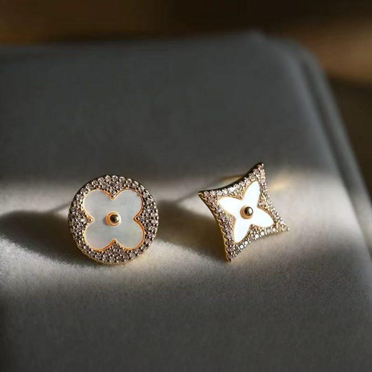 Romantic Clover Earrings