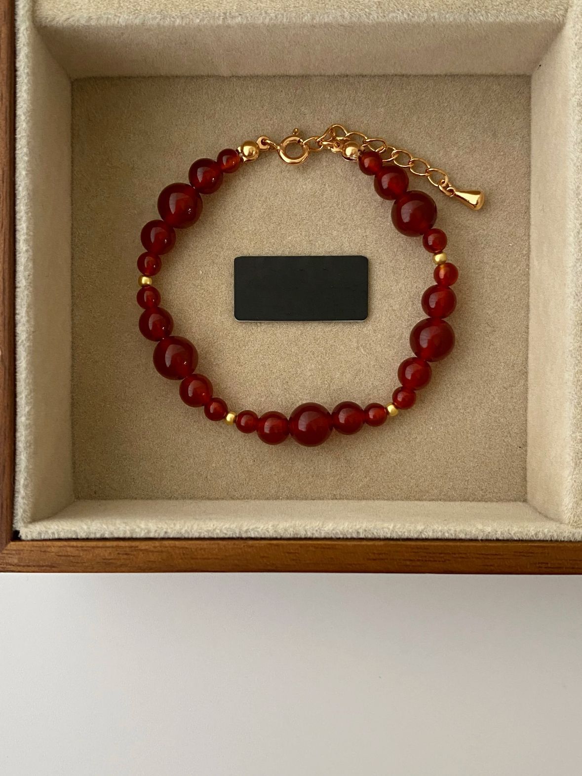 Elegant Pearl Bracelet
