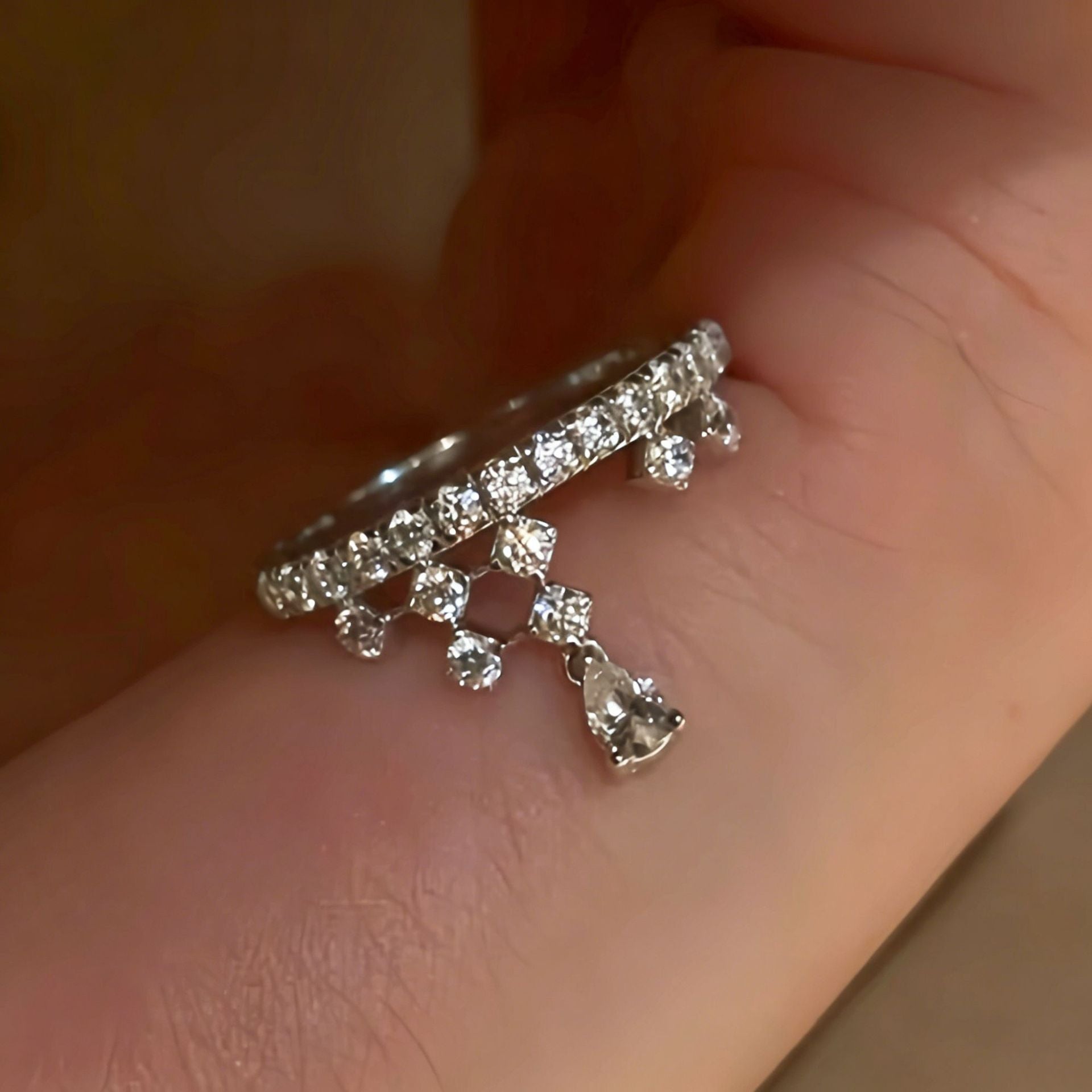 White Zircon Minimal Ring