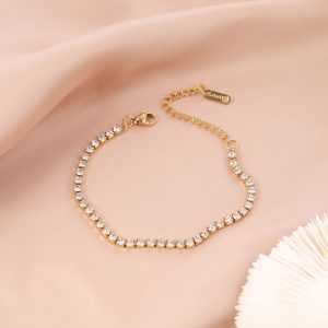 Elegant Zircon Bracelet