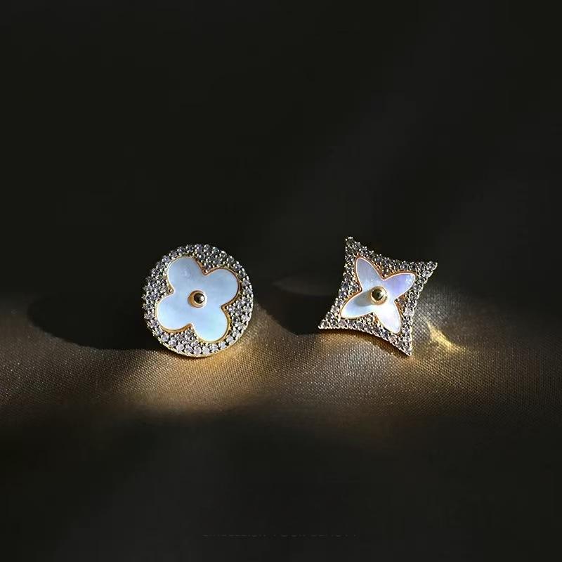Romantic Clover Earrings