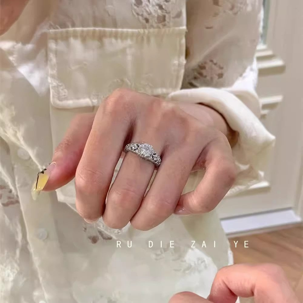 Vintage Zircon Ring
