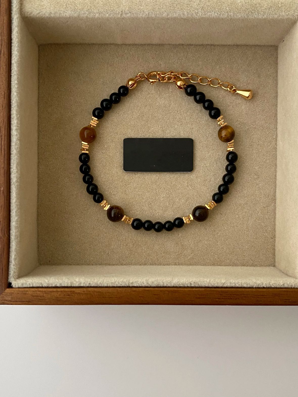 Elegant Pearl Bracelet
