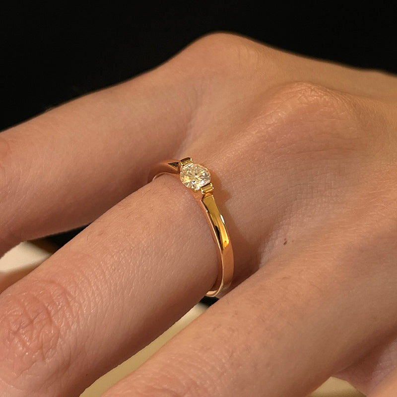 Elegant Zircon Ring