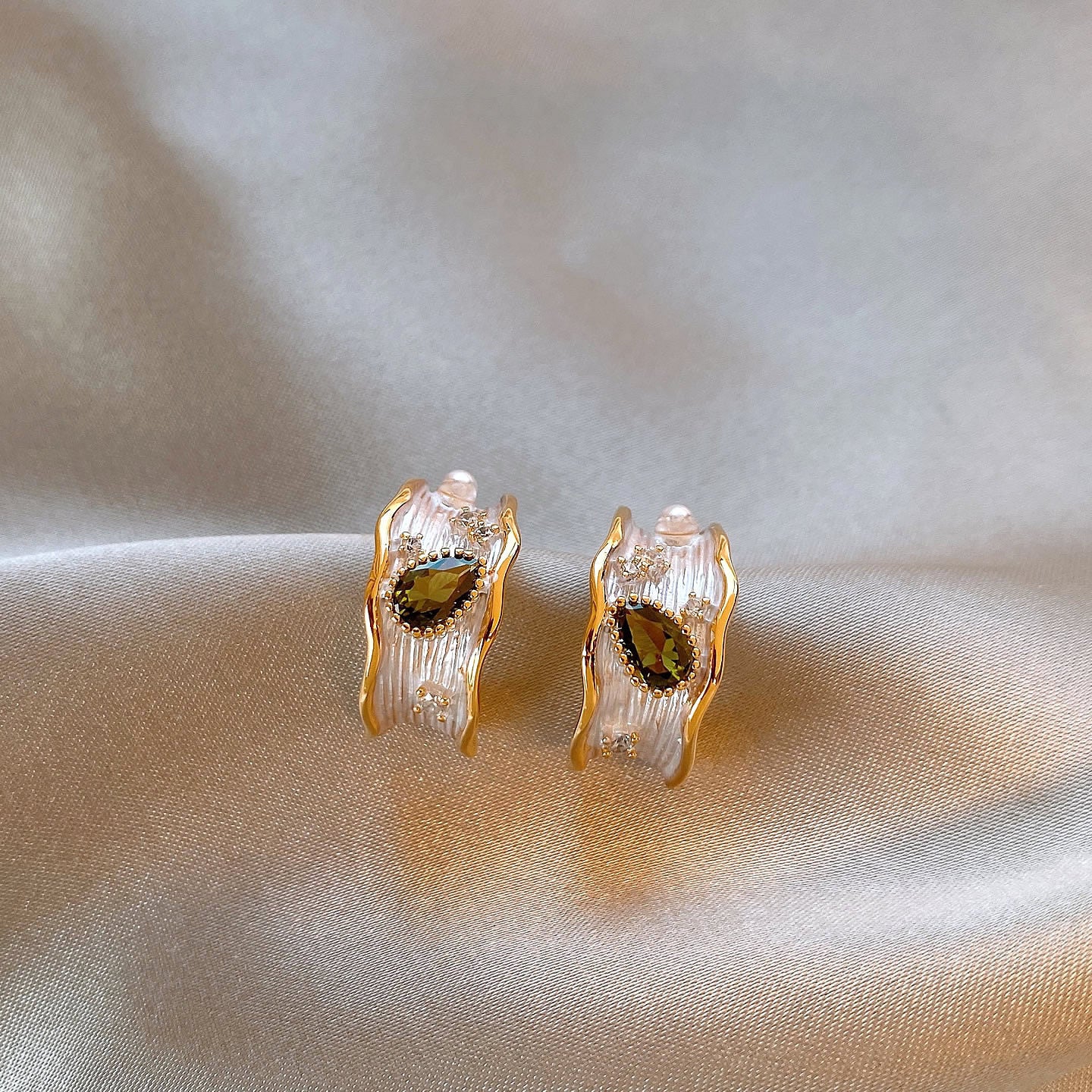Elegant Zircon Earrings