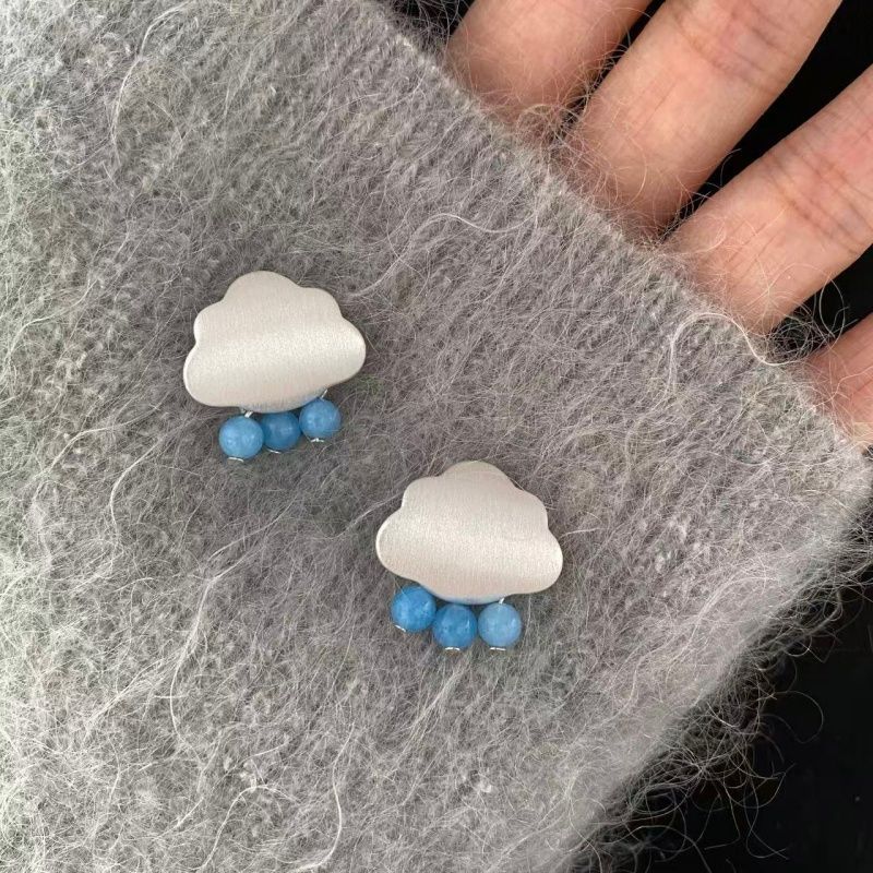 Elegant Blue Earrings