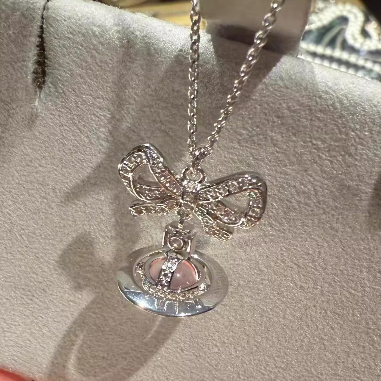 Cool Zircon Necklace