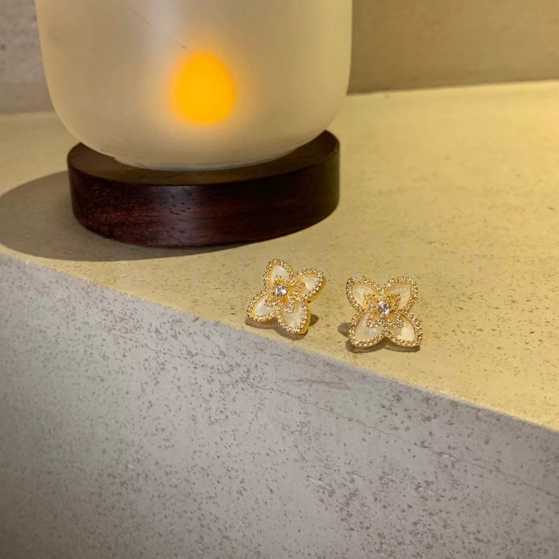 Romantic Clover Earrings